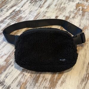 Lole Black Fleece Belt Bag